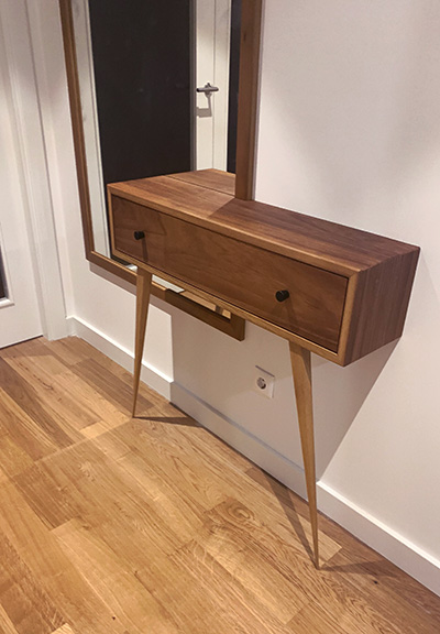 Mueble auxiliar recibidor pequeño Mueble para recibidor a medida de pequeño tamaño