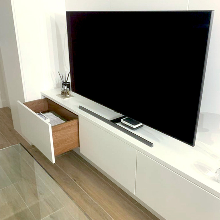 mueble-tv-panelado-detalle