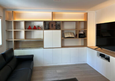 Mueble de salón con luces LED de colores