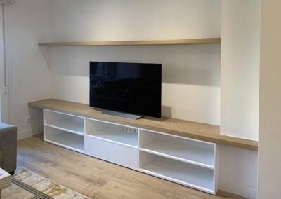 Sencillo mueble de tv estilo nórdico