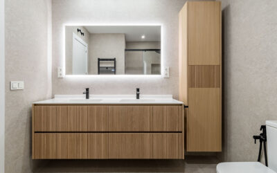 Baño a medida con lavabo en relieve