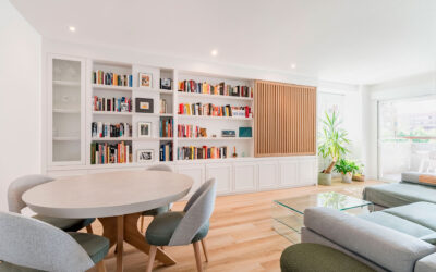Librería tres módulos con puerta corredera