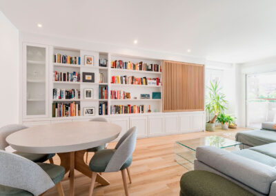 Librería tres módulos con puerta corredera