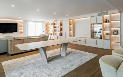 Salón 80’s con mesa industrial