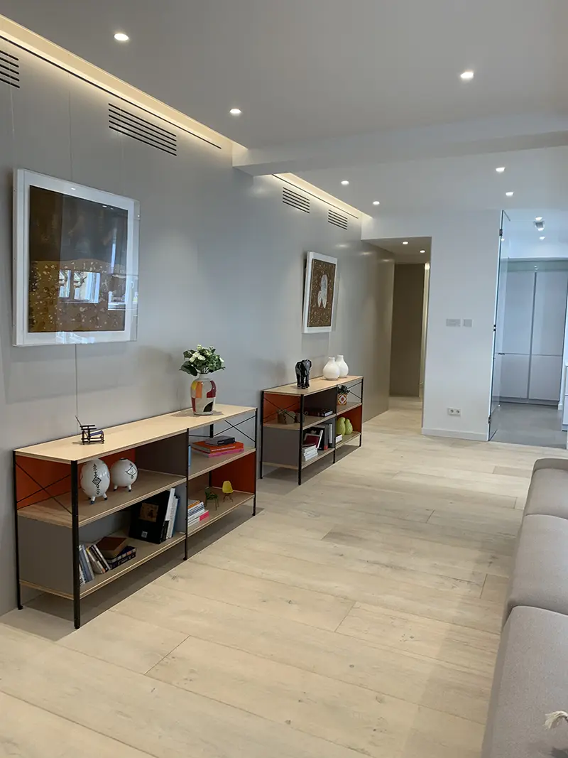 Librerías bajas metal y madera Mueble librería a medida en acero y madera