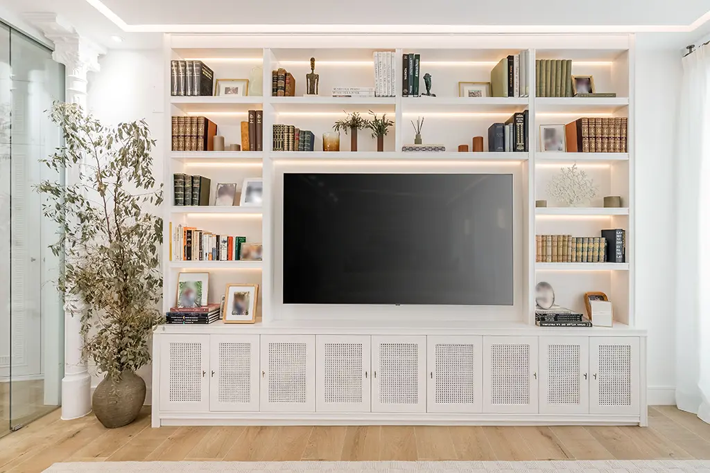 Muebles de balo a medida lacados en blanco